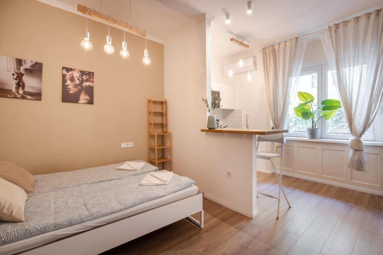 D71 Superior Apartments, Best Location, By Bqa Budapeste Exterior foto